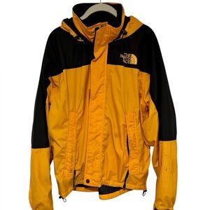 The North Face Men's Vibrant Yellow and Black Ski Jacket Shell